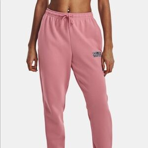 New knit joggers with matching top to bundle, never worn